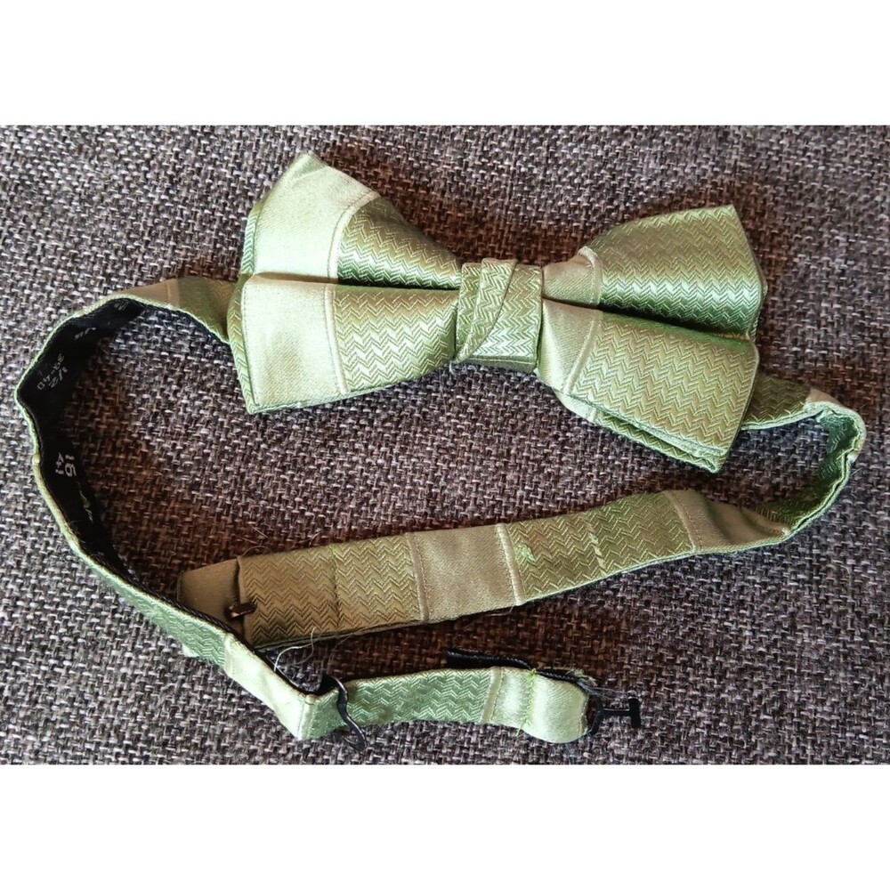 Daniel De Fasson Bow Tie 70s 80s 90s Y2K Mens Silk Green Adjustable Band